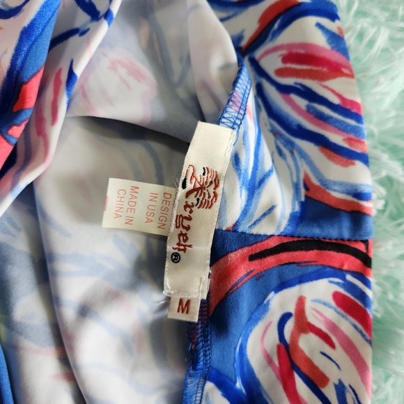 Floral stretch pants. - Picture 3 of 3